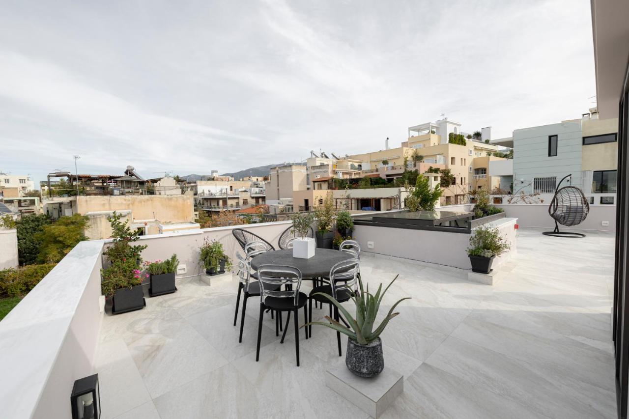 302- Hiendaccomodation-toplocation Athens