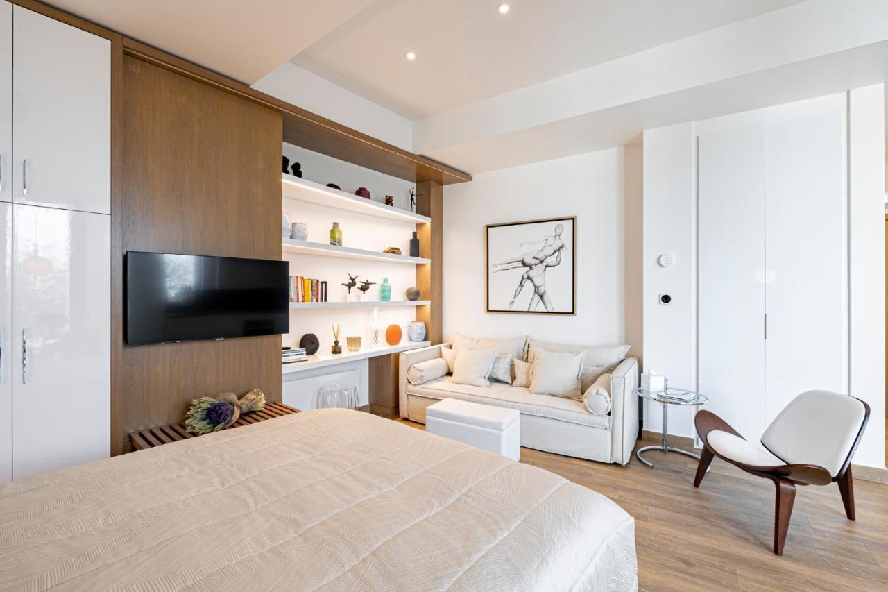 302- Hiendaccomodation-toplocation * Athene